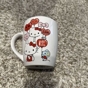Sanrio Hello Kitty Valentines Day Heart Balloons 25oz Ceramic Mug‎